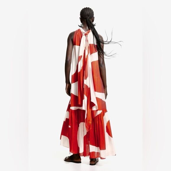 H&M Voluminous Maxi Dress - Picture 3 of 6